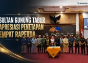Sultan Gunung Tabur Hadiri Paripurna Penetapan Empat Raperda Di Gedung DPRD Berau