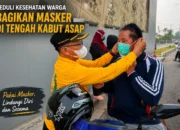 Kesultanan Gunung Tabur Bagikan Masker Gratis Ringankan Dampak Kabut Asap Karhutla