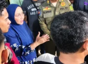 Kekecewaan Memuncak, Massa Gelar Unjuk Rasa Di Kantor PLN Dan Rujab Bupati Tuntut Evaluasi Manajemen